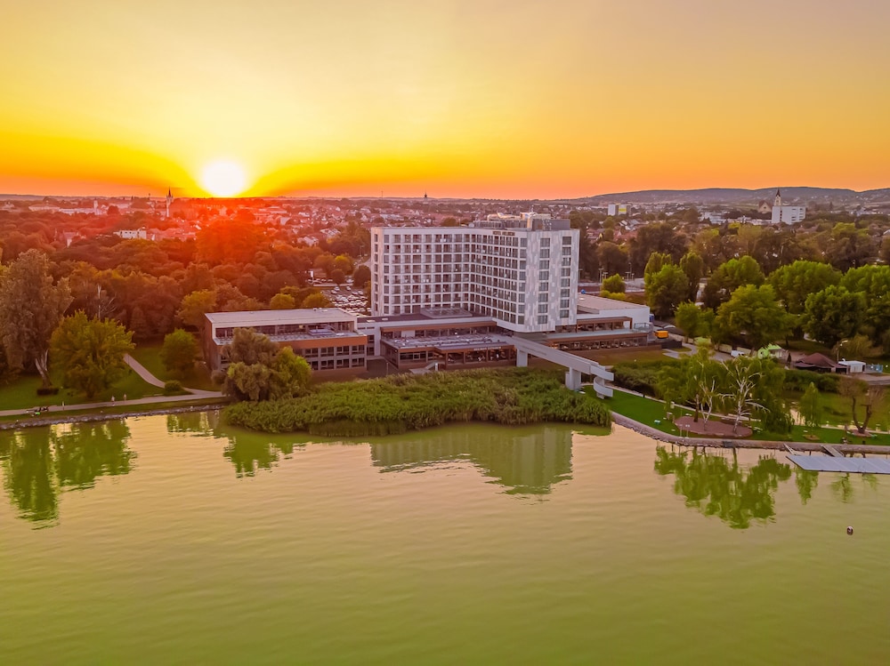 Hotel Helikon Keszthely in Keszthely, Hungary