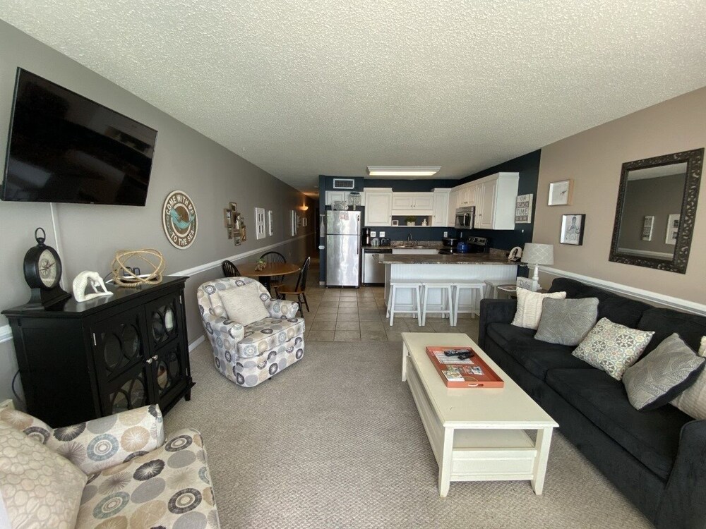 Royal Garden Resort 1205 2 Bedroom Condo by RedAwning - photo 6