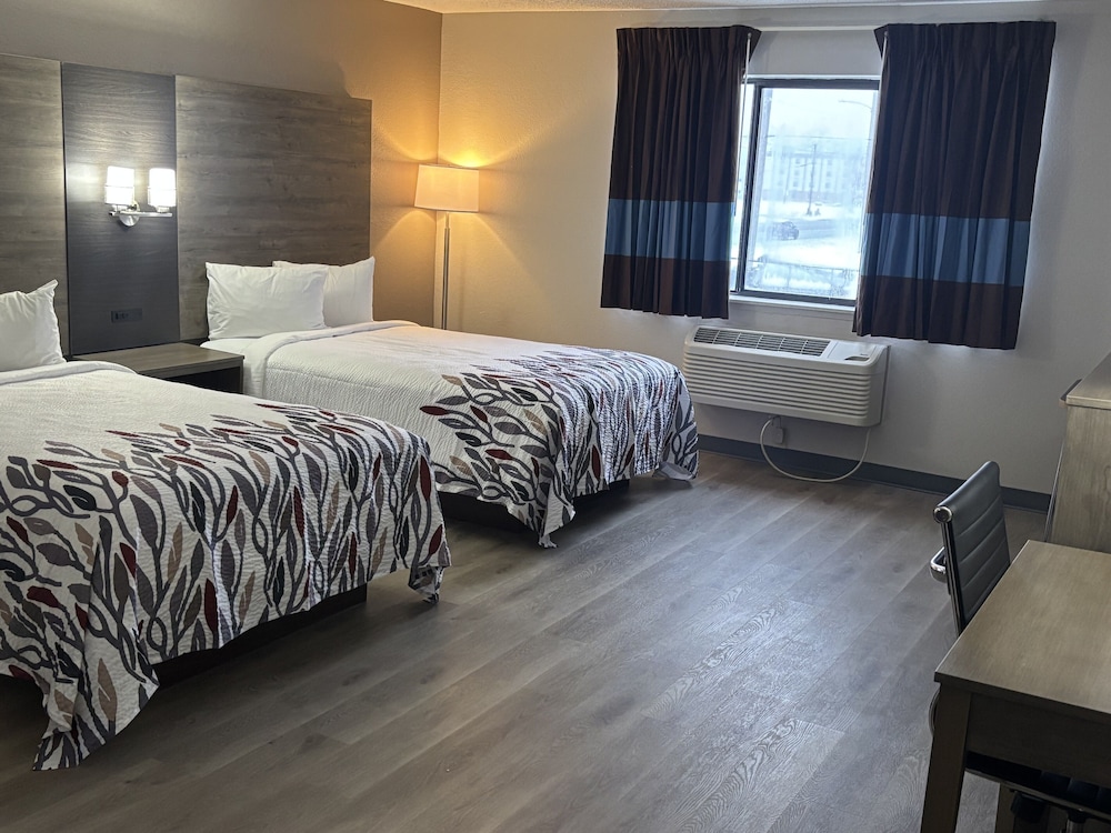Super 8 by Wyndham Hammond North - photo 6