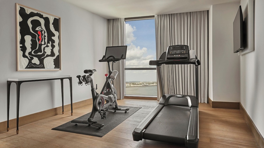Four Seasons Hotel New Orleans - photo 18