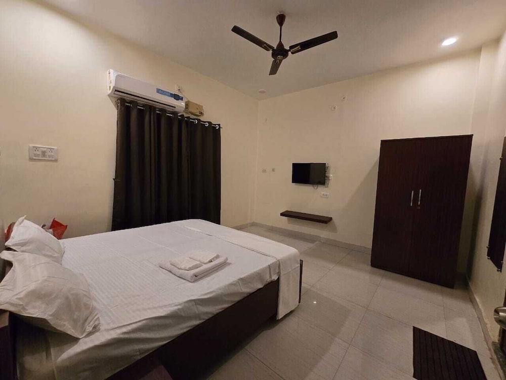 Serene Stays - carbon neutral hotel in Gurgaon