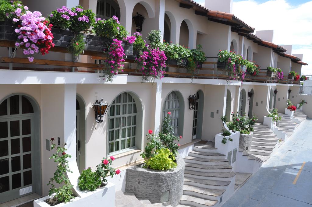 Apart Hotel Nueva Leon in Puerto Madryn, Argentina