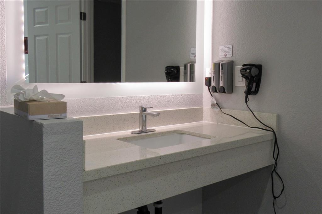 Capri Suites Anaheim - photo 19