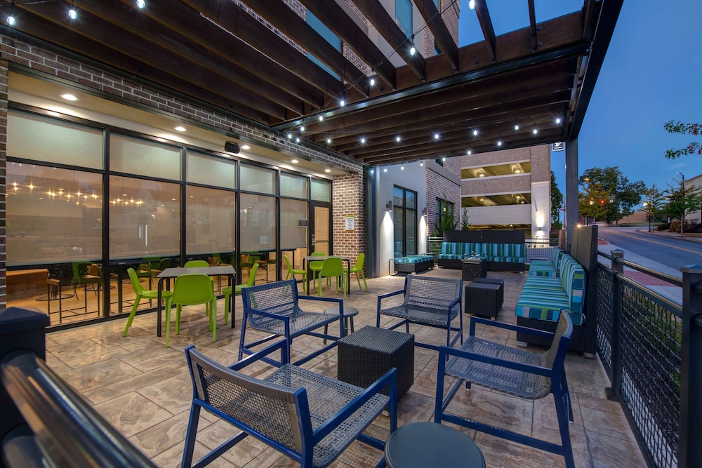 Home2 Suites by Hilton Anderson Downtown - photo 39