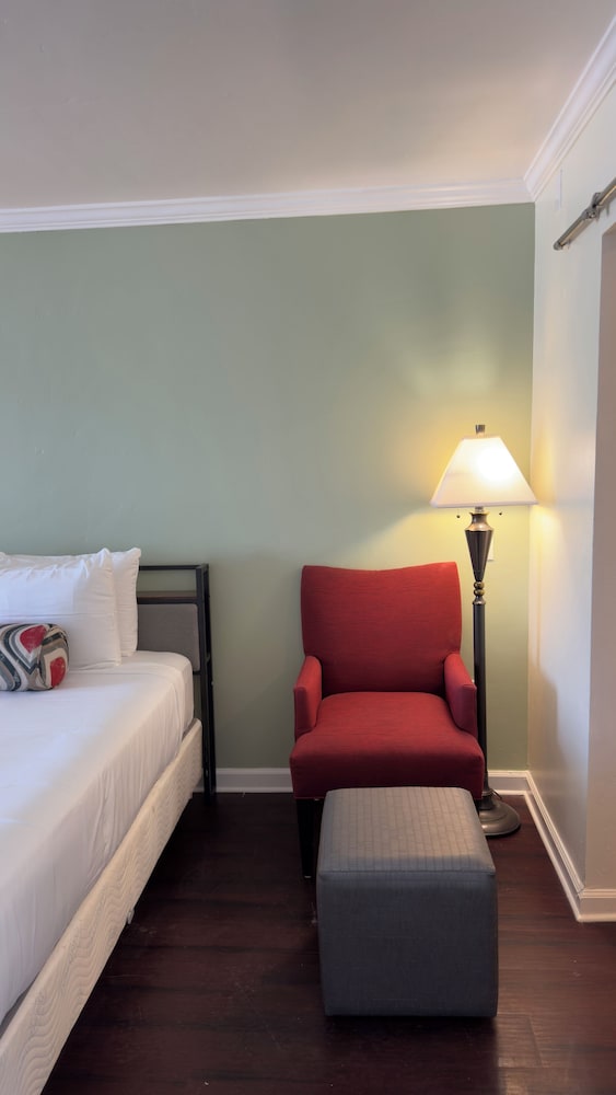 Marina Village Inn - photo 9