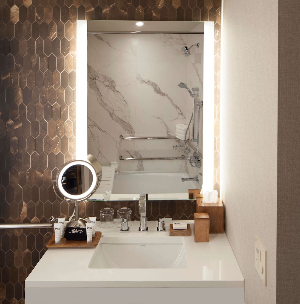 The Porter Portland Curio Collection by Hilton - photo 43