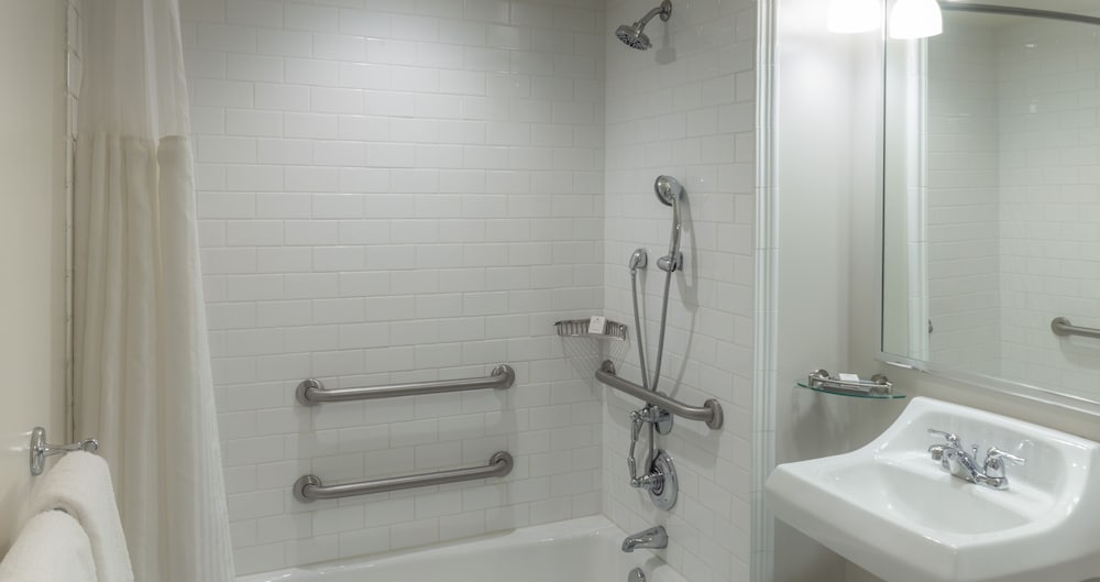 Portola Hotel & Spa at Monterey Bay - photo 19
