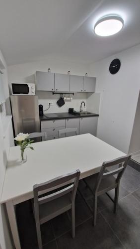 Hiška Betnava G115 in Podcetrtek, Slovenia