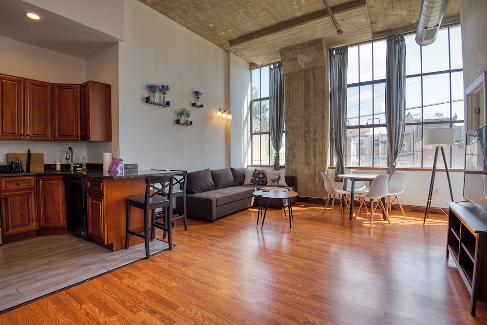 Sosuite at Independence Lofts - photo 207