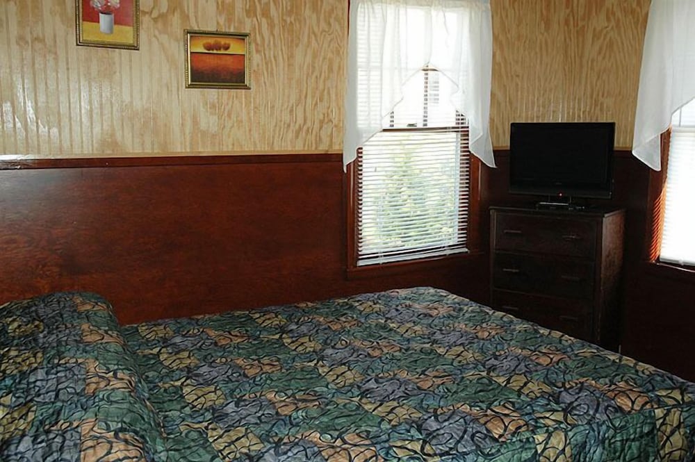 Channel Watefront Cottages - photo 42