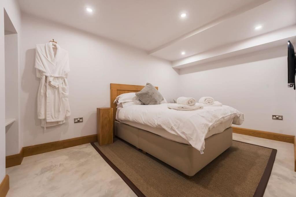 WellyBob Cottage by Birch Stays New Home