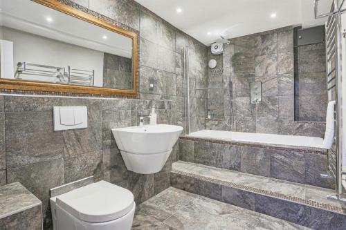 Harrogate Self Catering King's View Private Parking Overlooking H C C