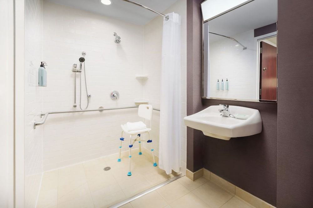 Courtyard by Marriott New York Manhattan Upper East Side - photo 23