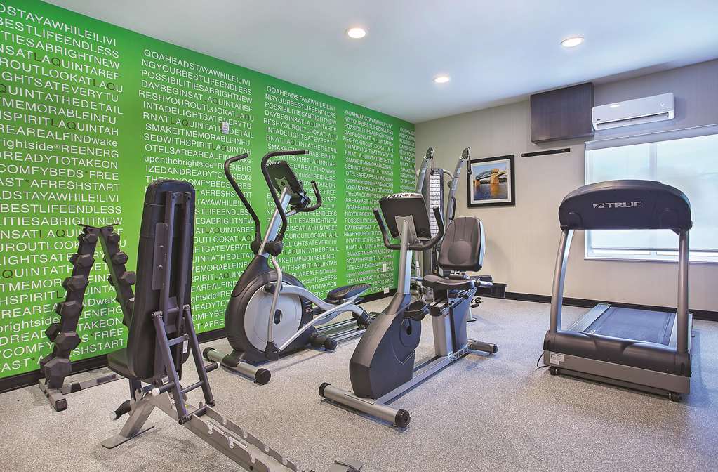 La Quinta Inn & Suites by Wyndham Chattanooga Lookout Mtn - photo 12