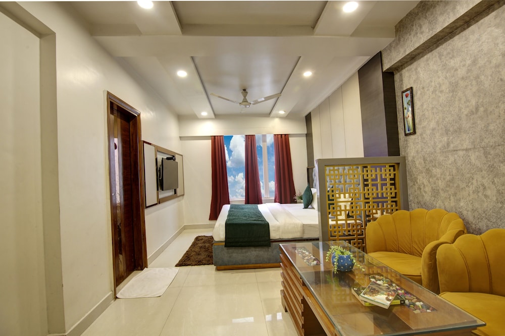 The Shanti Plaza Traveler's choice awarded 2025 — 4-Star Luxury Hotel in New Delhi, India