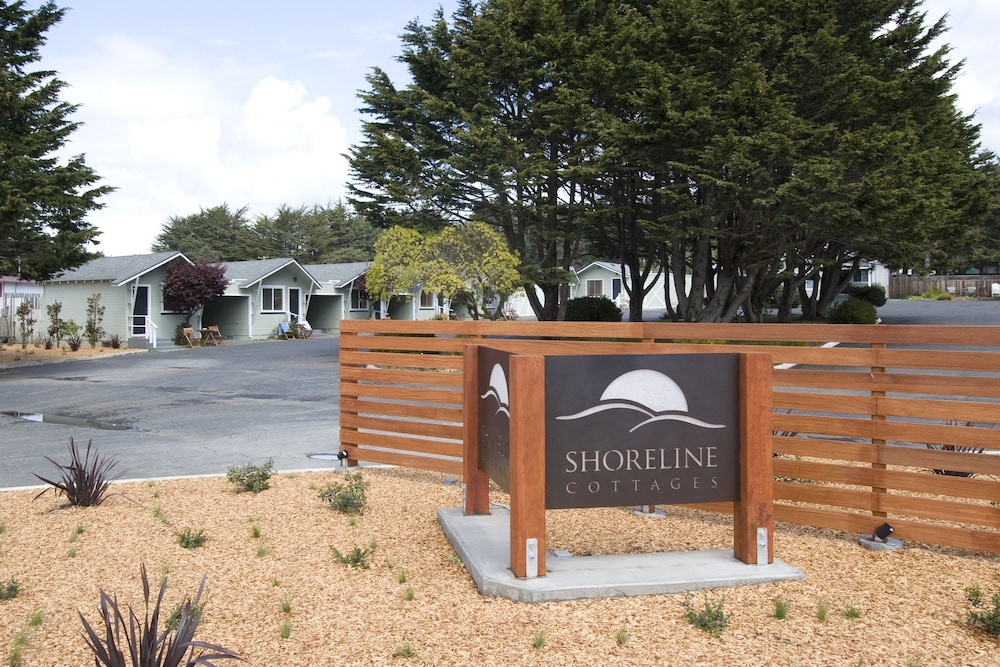 Shoreline Cottages in Fort Bragg, United States