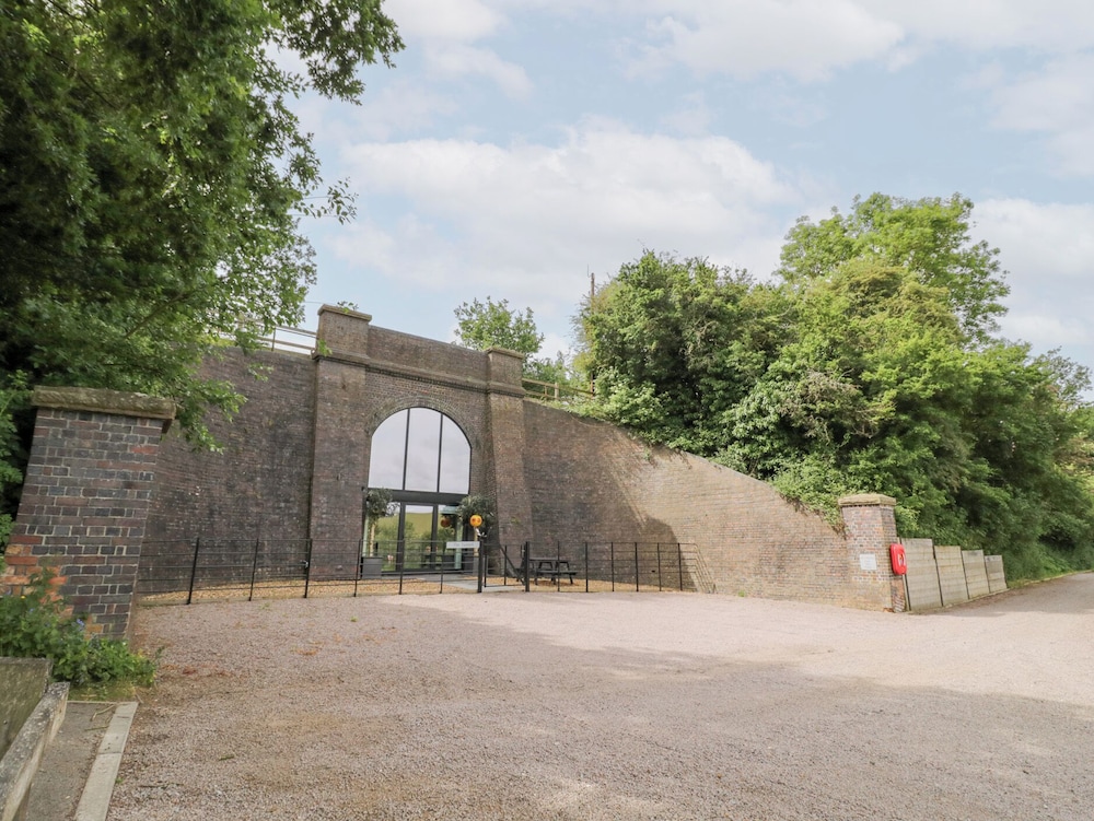 The Tunnel at Bridge Lake Farm and Fishery in Banbury, United Kingdom