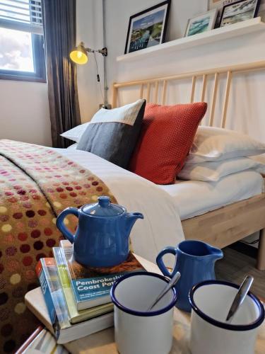 Milking Shed Cottage — 4-Star Luxury Hotel in Narberth, United Kingdom