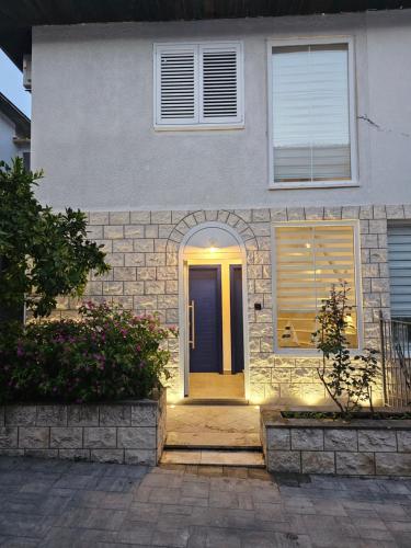Villa Dardona Drvenik — 4-Star Luxury Hotel in Veliki Drvenik, Croatia