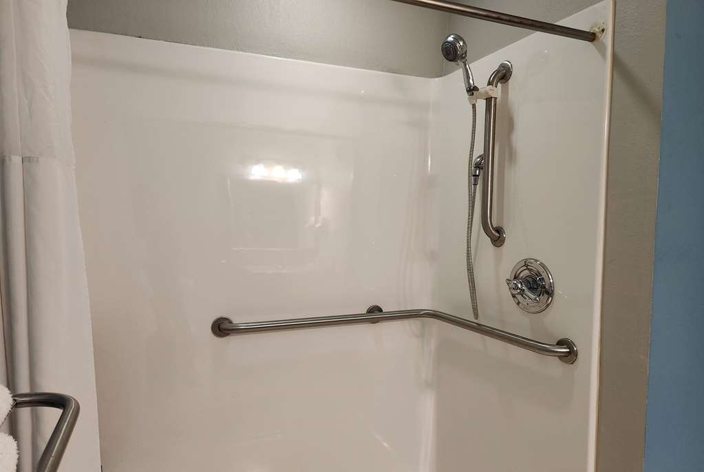 Days Inn & Suites by Wyndham Thibodaux - photo 47