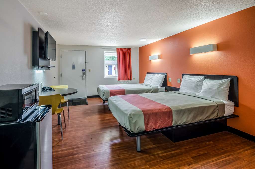Motel 6 Troutville VA - photo 12