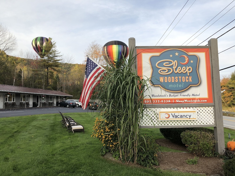 Sleep Woodstock Motel - photo 38