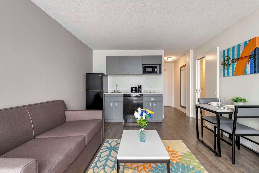 MainStay Suites MSP Airport Mall of America - photo 16