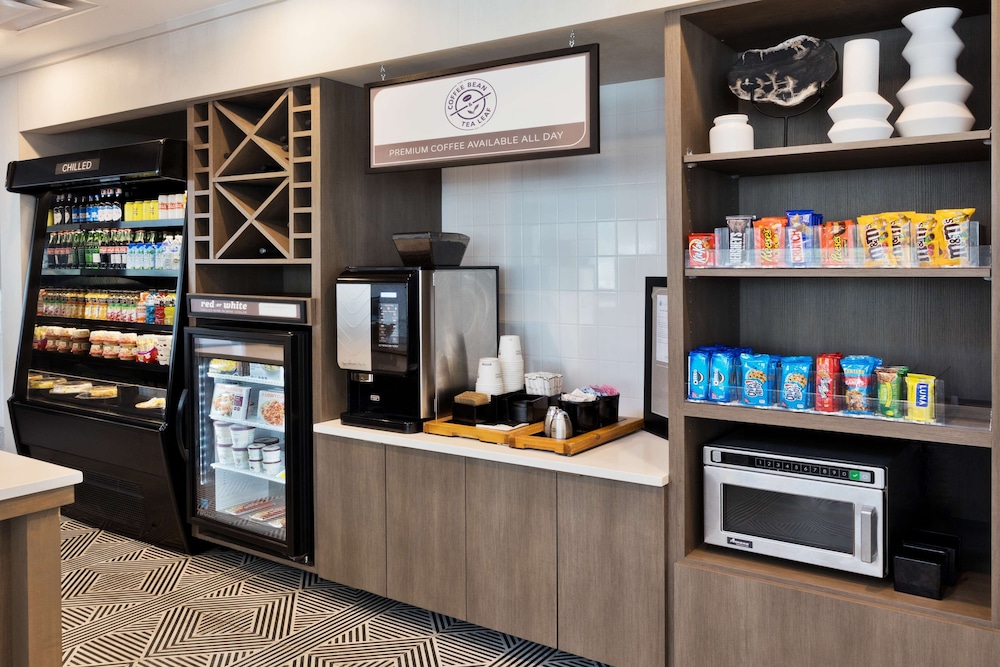 Hilton Garden Inn Birmingham Lakeshore Drive - photo 28