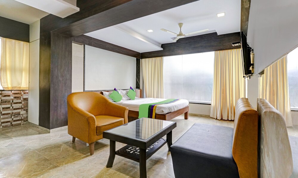 Treebo Trend Kana Palace in Panvel, India