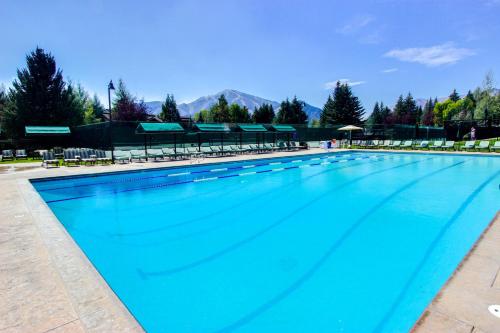 Atelier 1085 — 4-Star Luxury Hotel in Sun Valley, United States