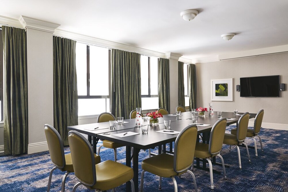Galleria Park Hotel - photo 42