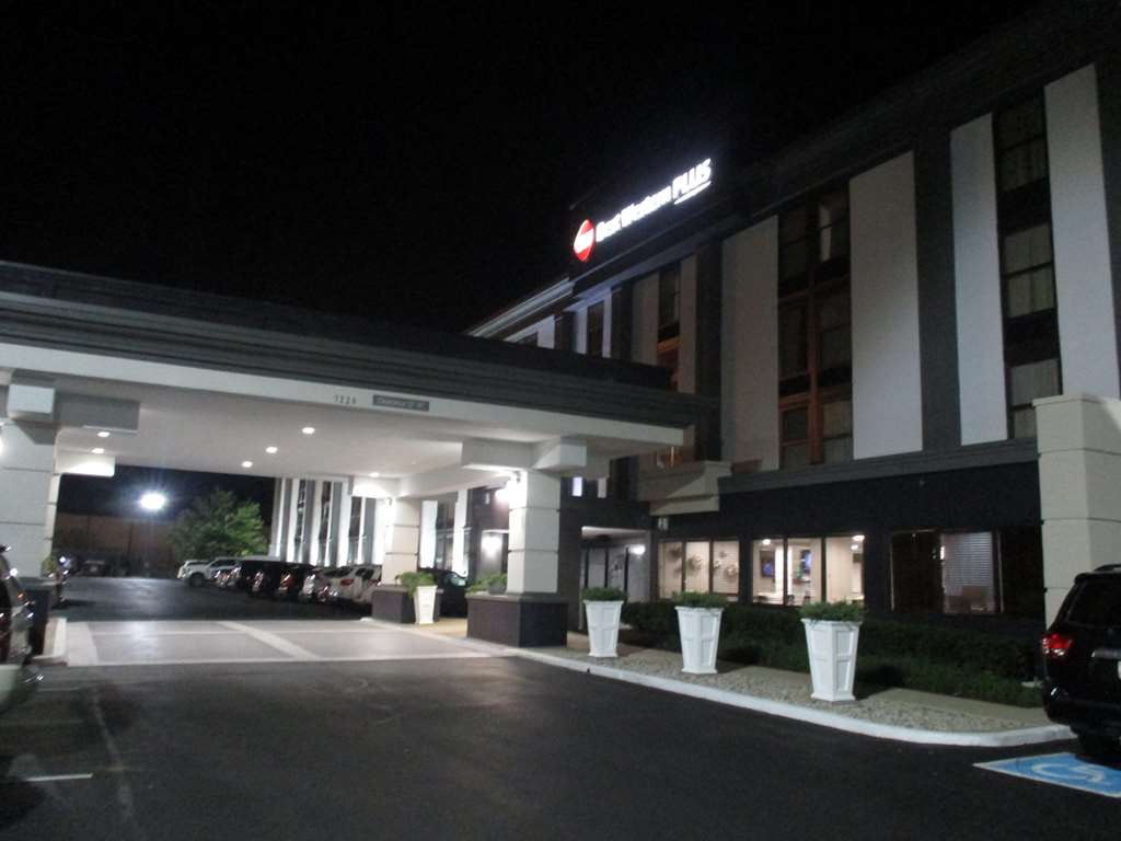 Holiday Inn Express Indianapolis Nw Park 100