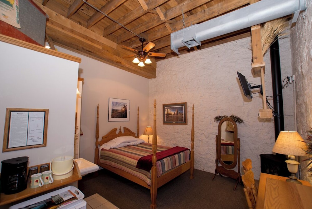 Stone Mill Hotel & Suites - photo 69