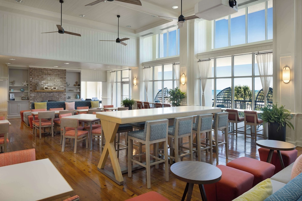 Hampton Inn & Suites Myrtle Beach Oceanfront - photo 63