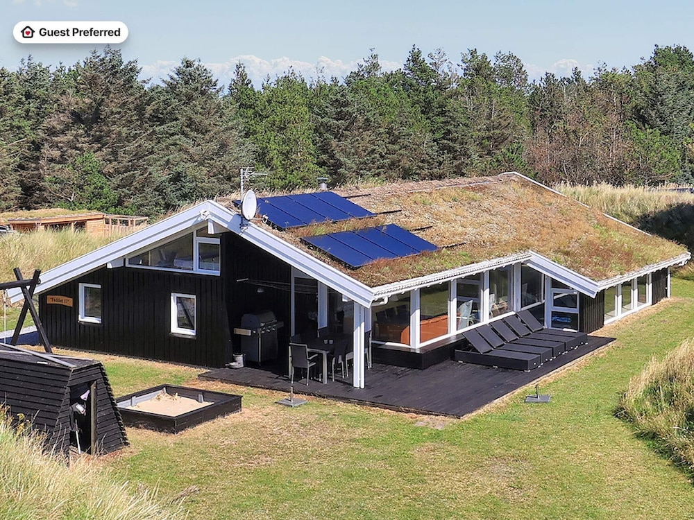 14 person holiday home in Blokhus By Traum — 4-Star Luxury Hotel in Pandrup, Denmark