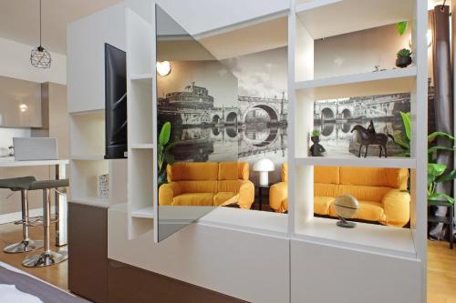 Aki's Flat — 4-Star Luxury Hotel in Rome, Italy