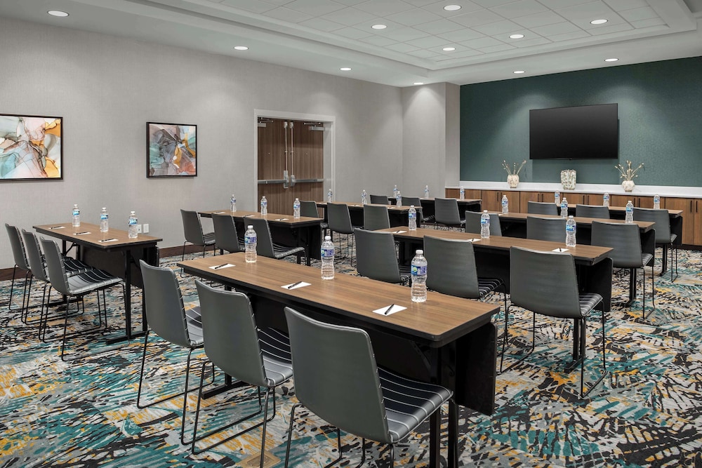 Hampton Inn by Hilton Orlando Southeast Nona - photo 31