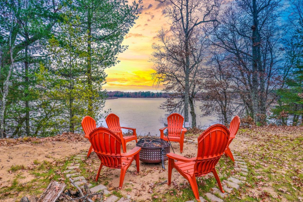 A Place To Gather — Tomahawk