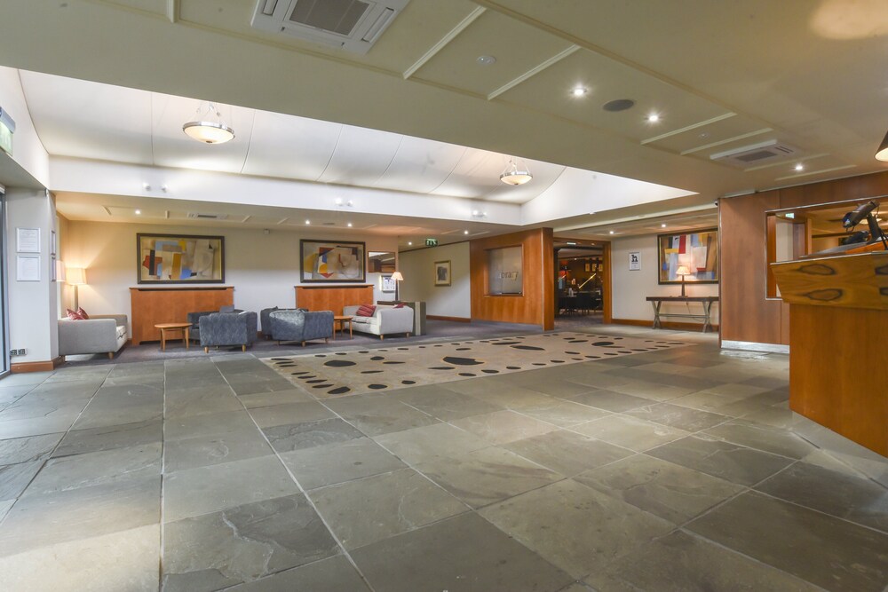 Apollo Hotel — 4-Star Luxury Hotel in Basingstoke, United Kingdom