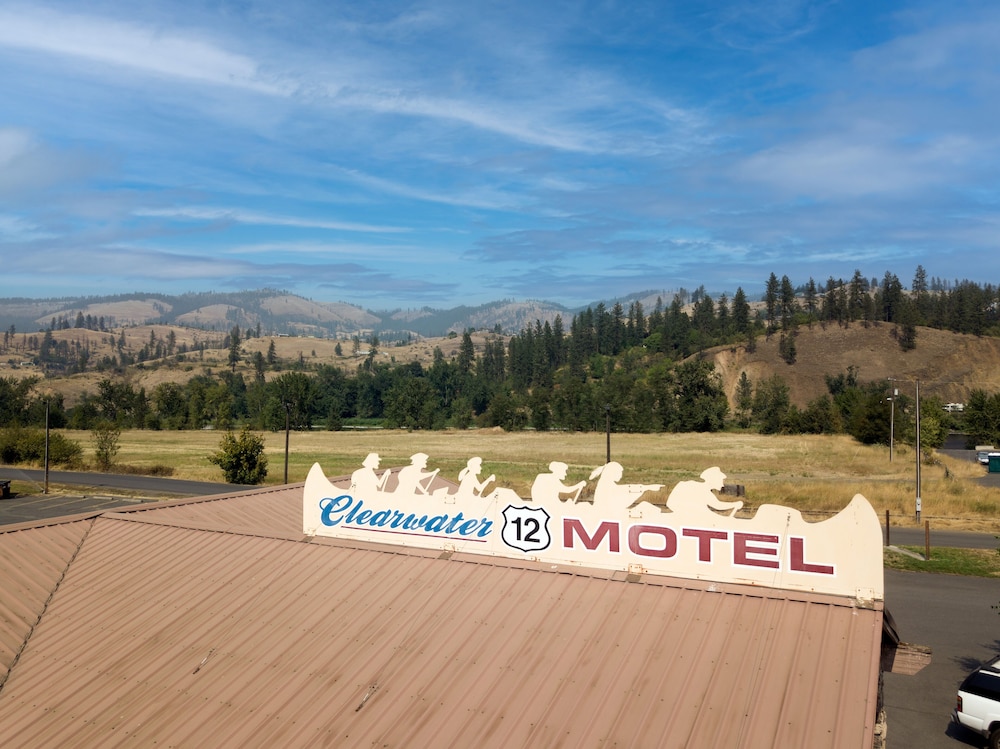 Clearwater 12 Motel - photo 19
