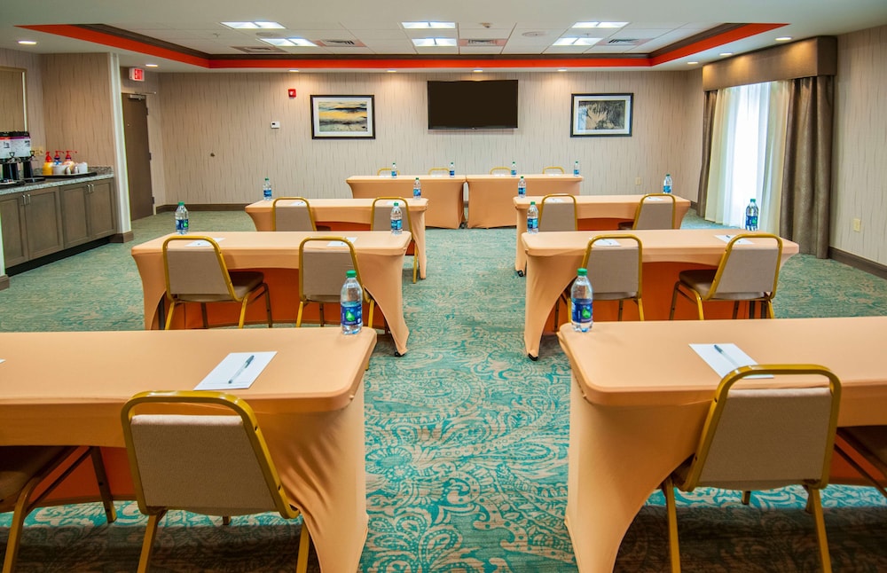 Hampton Inn & Suites Pensacola I 10 Pine Forest Road - photo 39