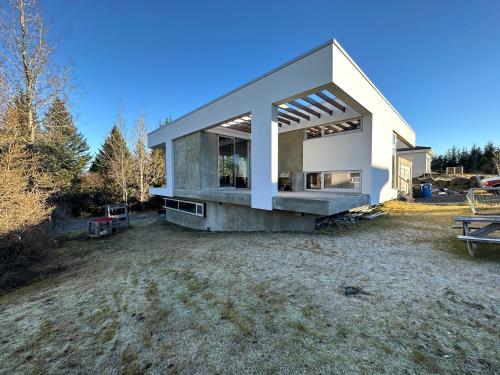 Villa by the lake Elliðavatn Birta Rentals