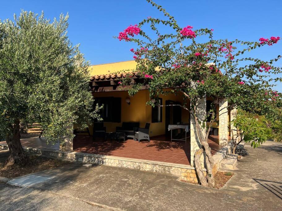 Villa Sanzone — 4-Star Luxury Hotel in Menfi, Italy