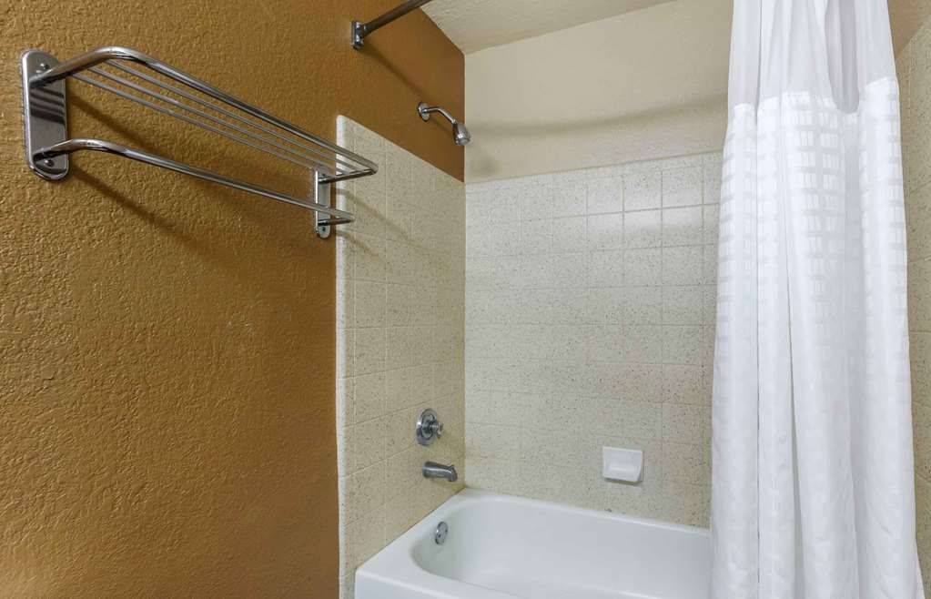 Extended Stay America Suites Portland Tigard - photo 46