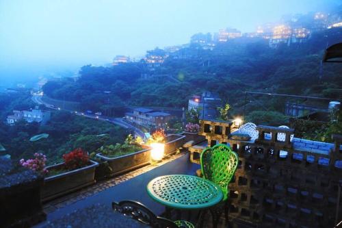 Jiufen Walk Inn 3x3 — hotel in Jiufen