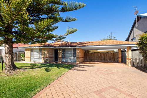 Luna Getaway — Quindalup