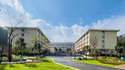 Oriental Garden Hotel in Luoxiong, People's Republic of China