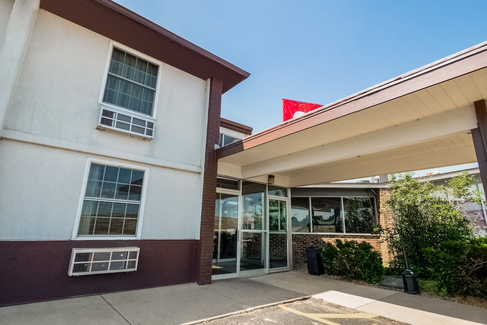 OYO Hotel Morton East Peoria I 74 - photo 26