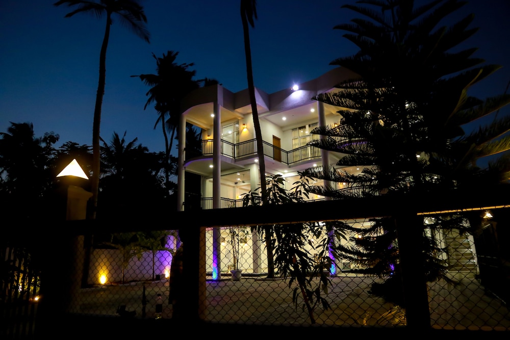 Muthu Resort in Tangalle, Sri Lanka