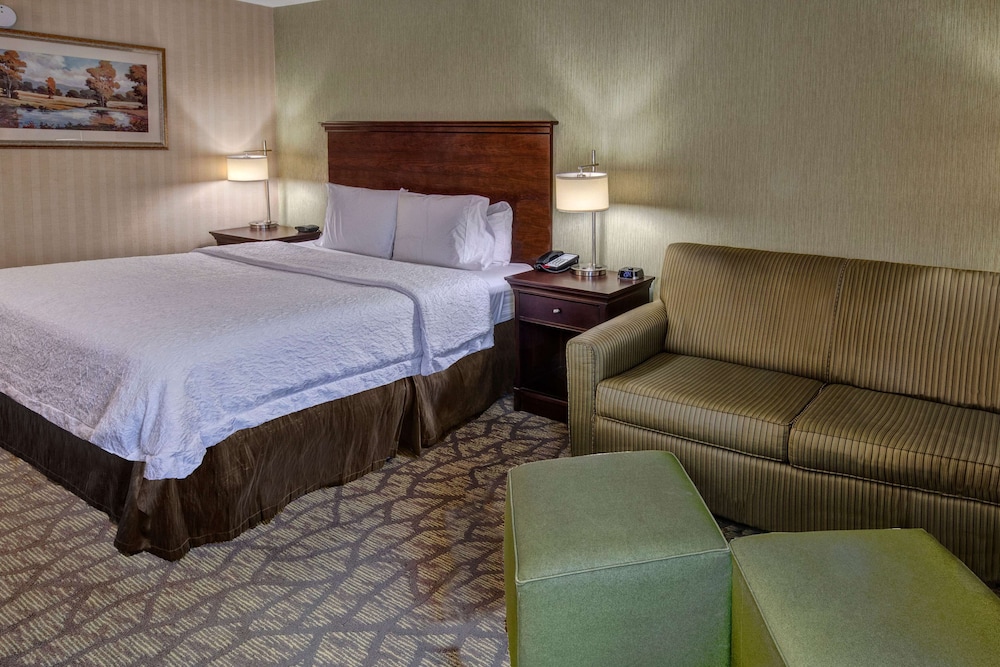Hampton Inn Rocky Mount - photo 23